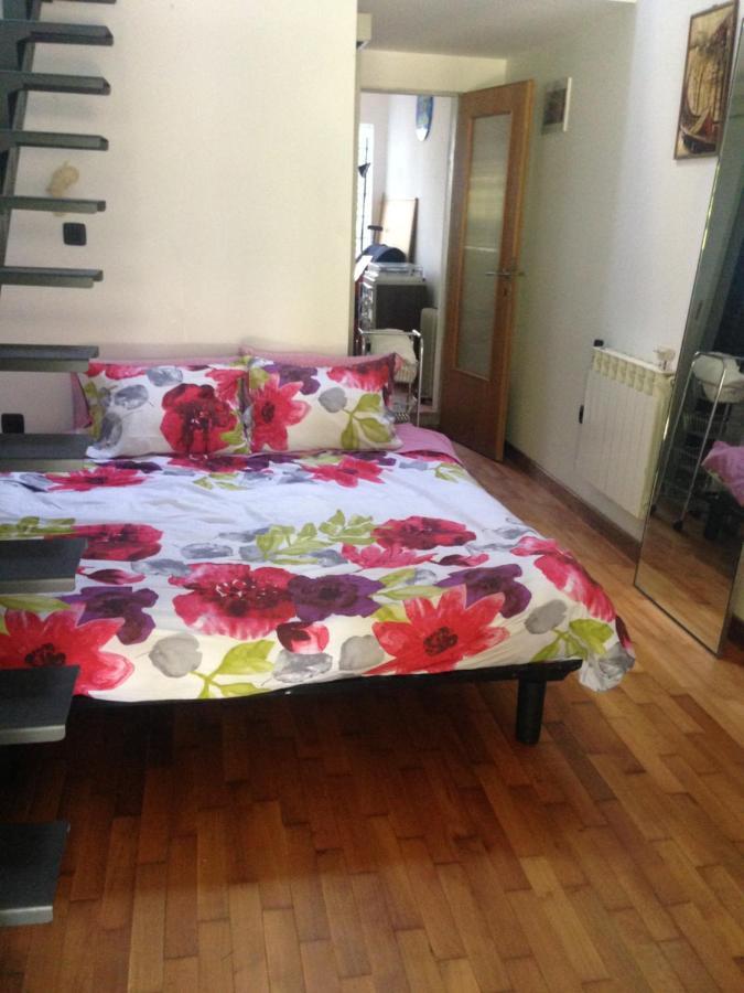 Sea Breeze Studio Hotel Pula Buitenkant foto